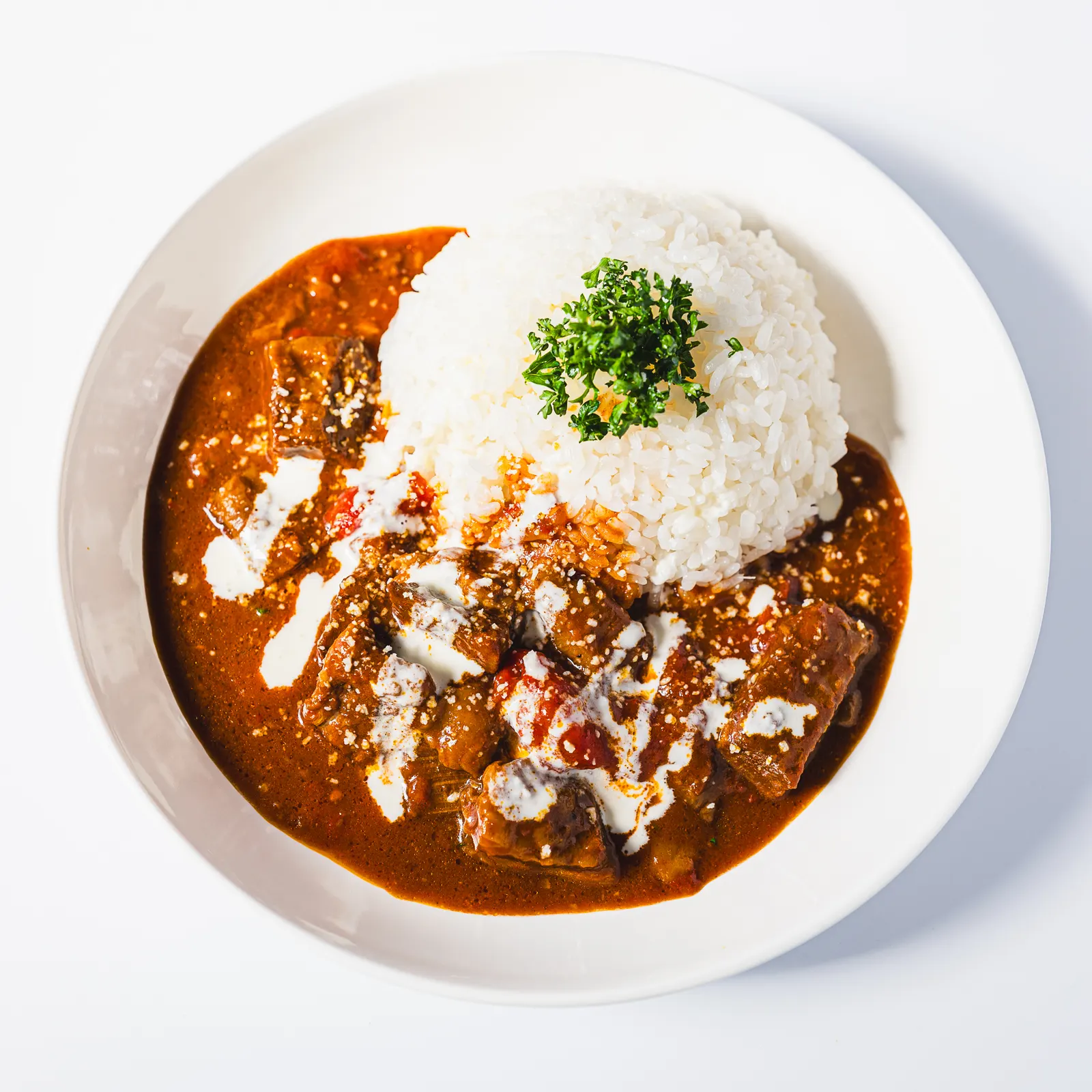 白香る 牛すじカレー